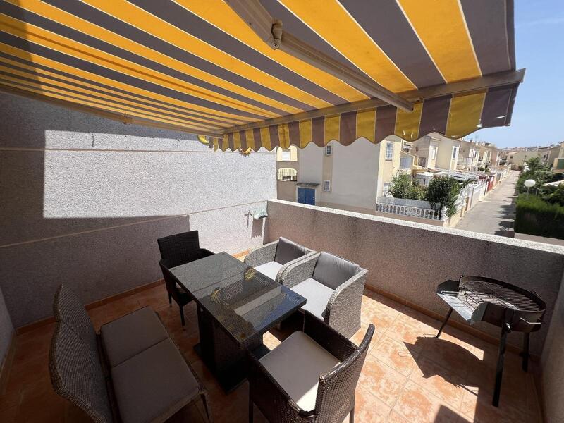 3 bedroom Townhouse for sale