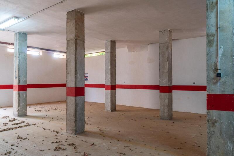 Local Commercial à vendre