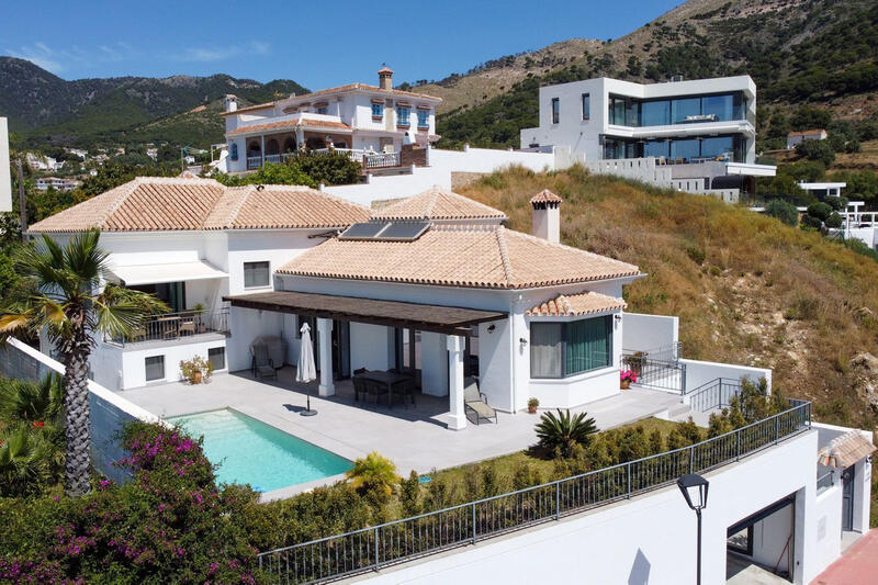 4 bedroom Villa for sale
