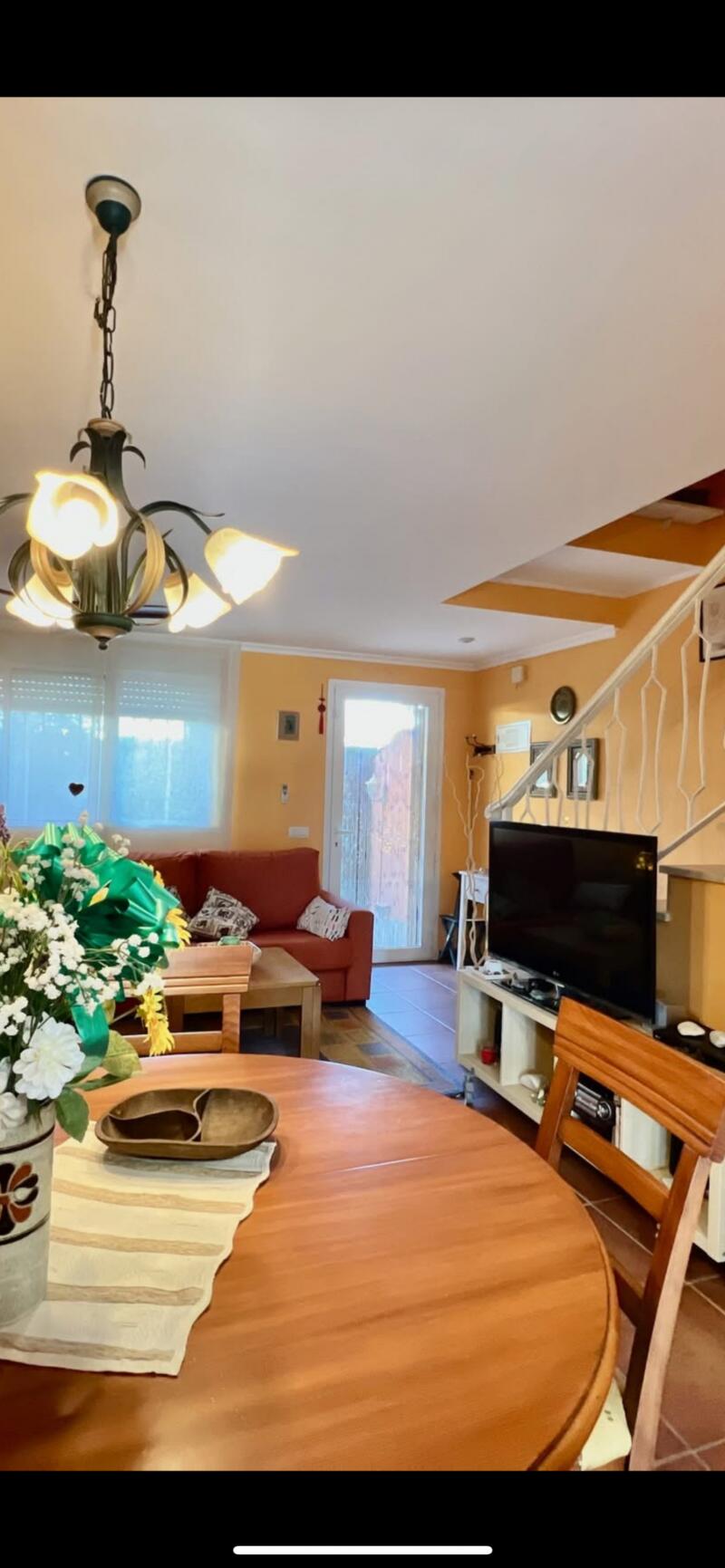 2 bedroom Townhouse for sale