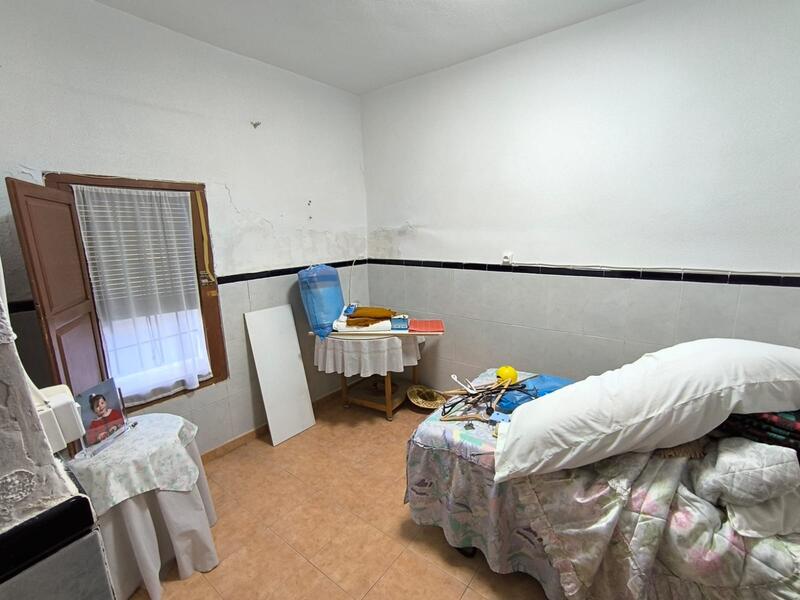 7 slaapkamer Gezinswoning Te koop
