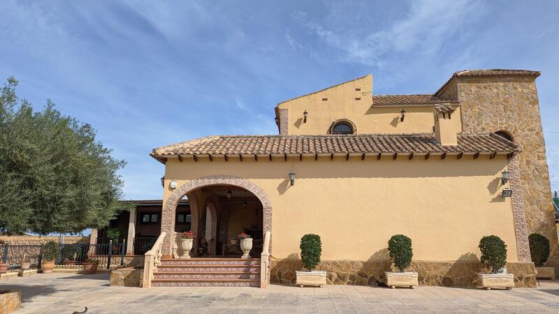 Villa til salg i Bigastro, Alicante