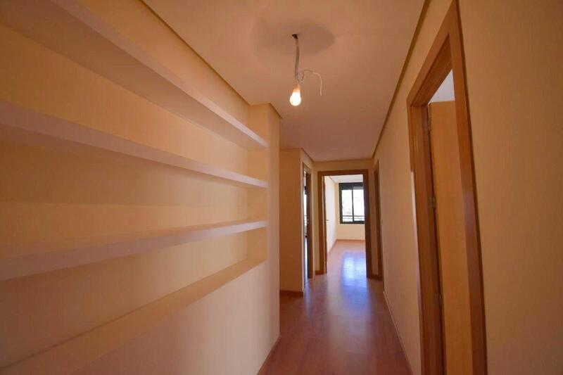 3 slaapkamer Appartement Te koop