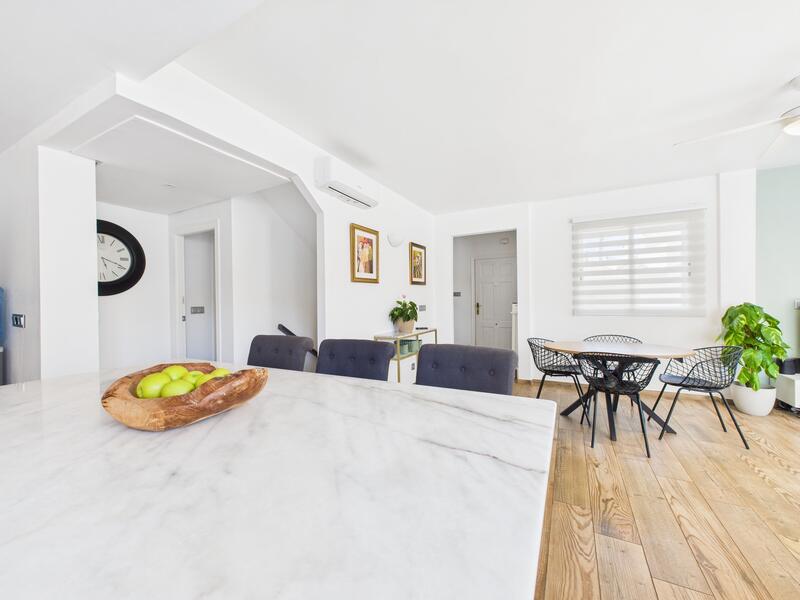 4 Cuarto Villa en venta