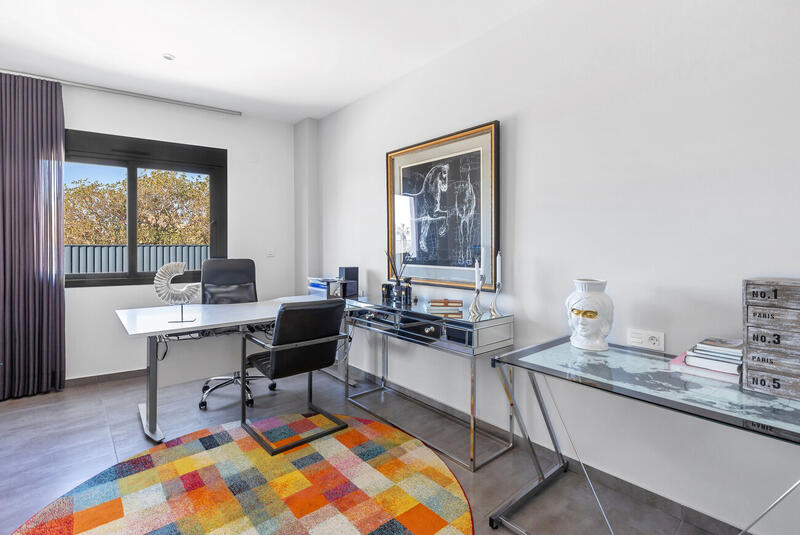 4 Cuarto Villa en venta