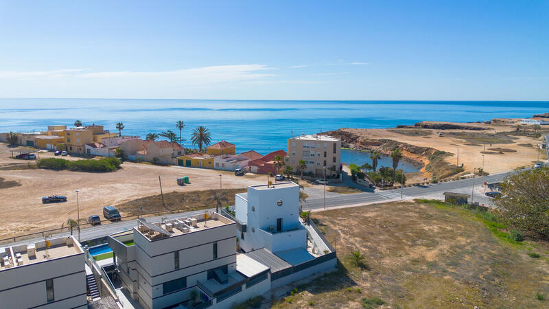 4 Cuarto Villa en venta