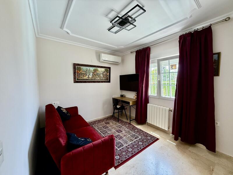 4 Cuarto Villa en venta