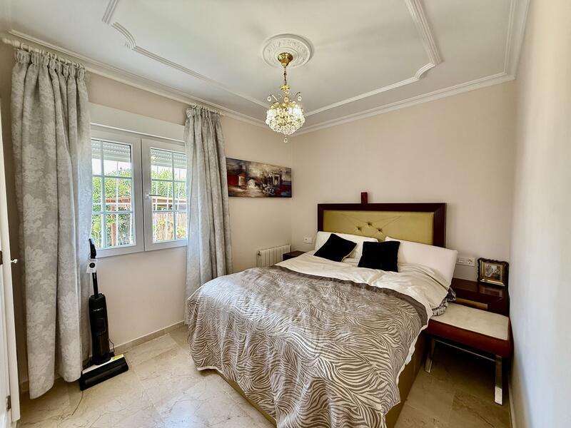 4 Cuarto Villa en venta