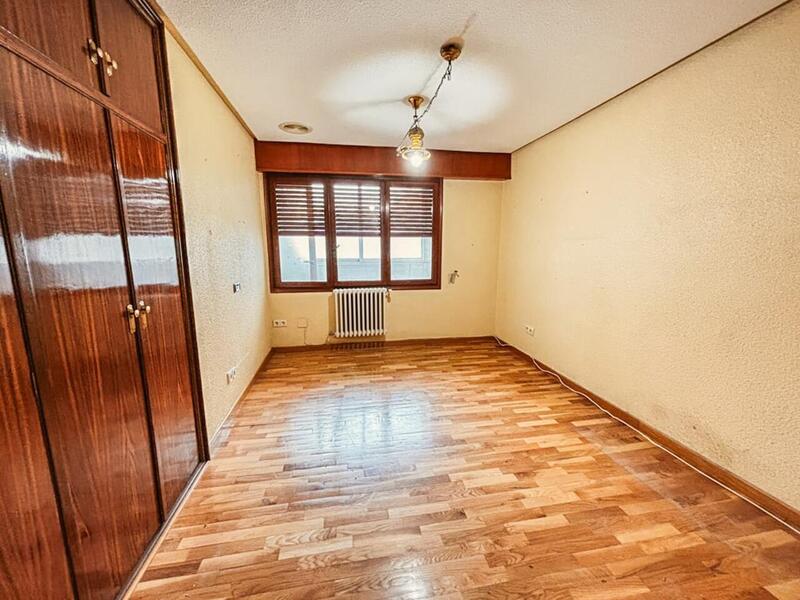 5 chambre Appartement à vendre