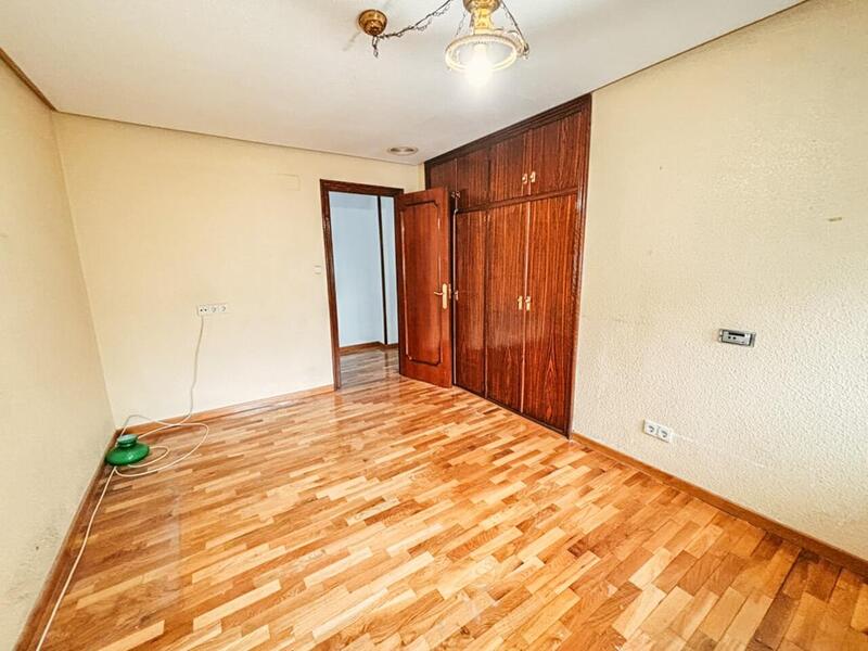 5 chambre Appartement à vendre