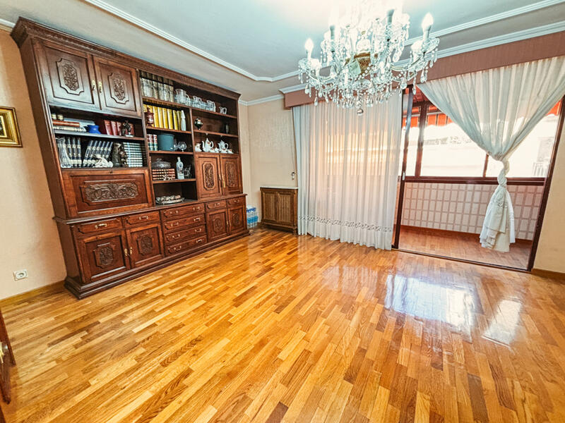5 chambre Appartement à vendre
