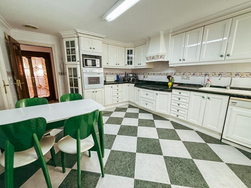 5 chambre Appartement à vendre
