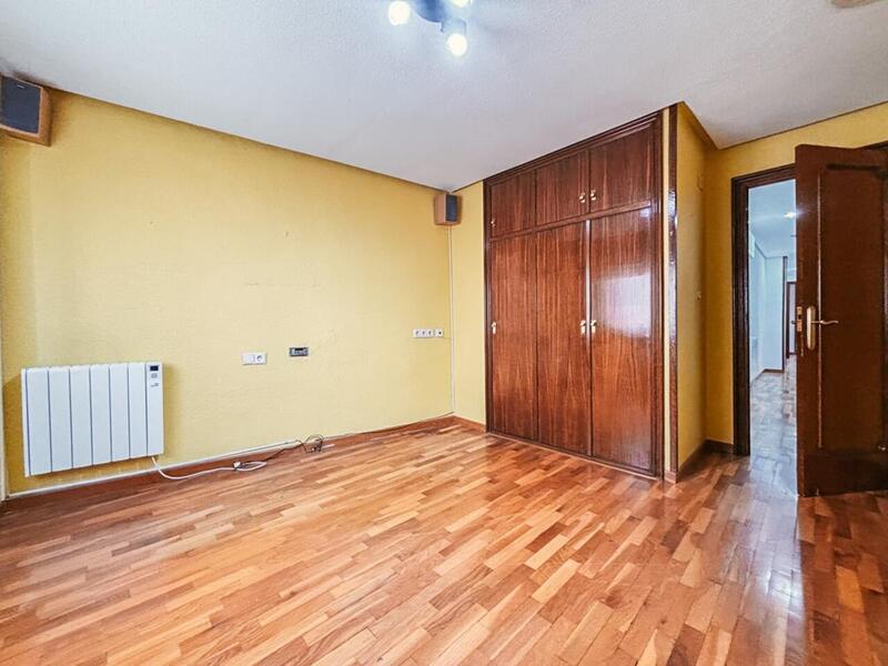 5 chambre Appartement à vendre