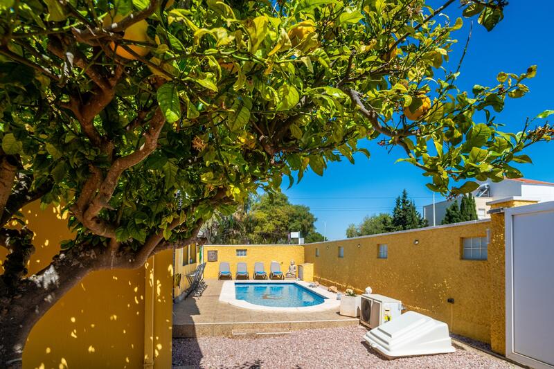 3 Cuarto Villa en venta