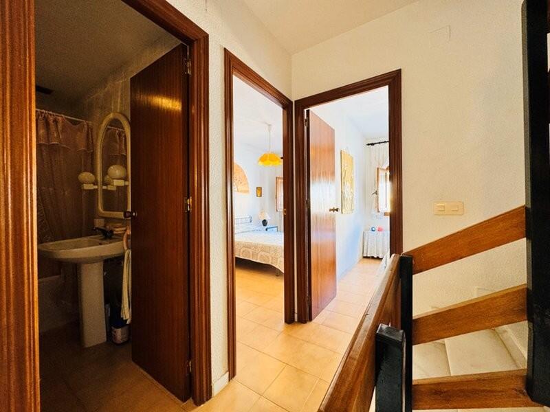 3 slaapkamer Gezinswoning Te koop