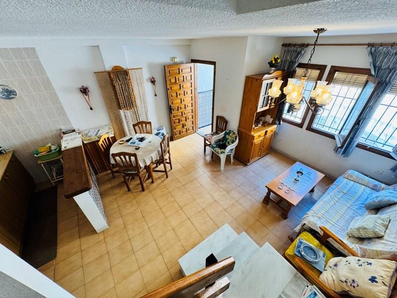 3 slaapkamer Gezinswoning Te koop