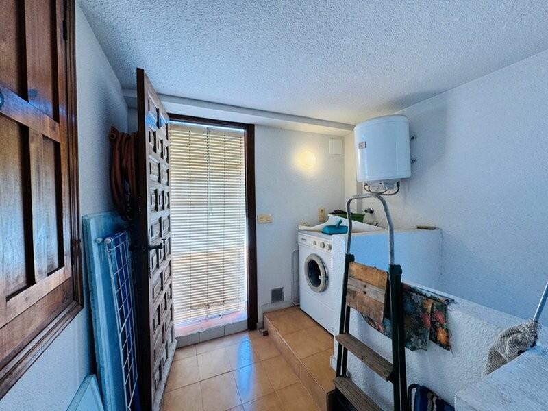 3 slaapkamer Gezinswoning Te koop