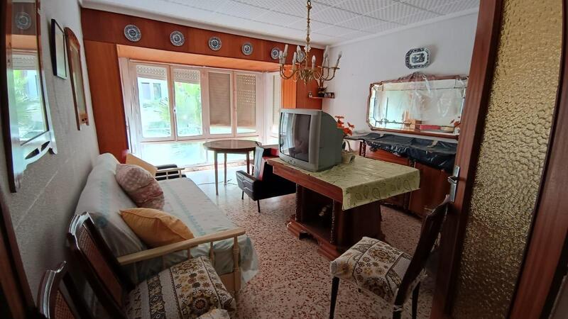 Villa Te koop in Torrevieja, Alicante