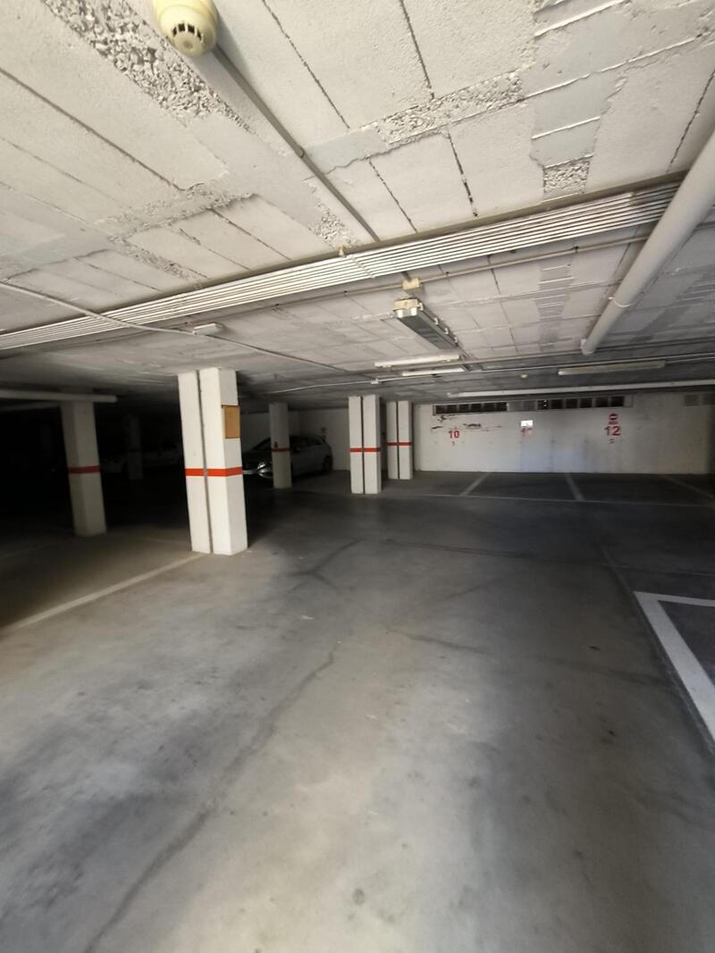 Commercieel vastgoed Te koop