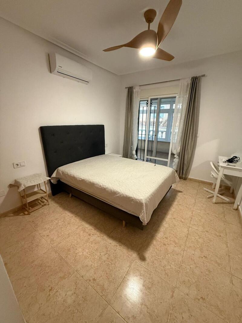 3 bedroom Townhouse for sale