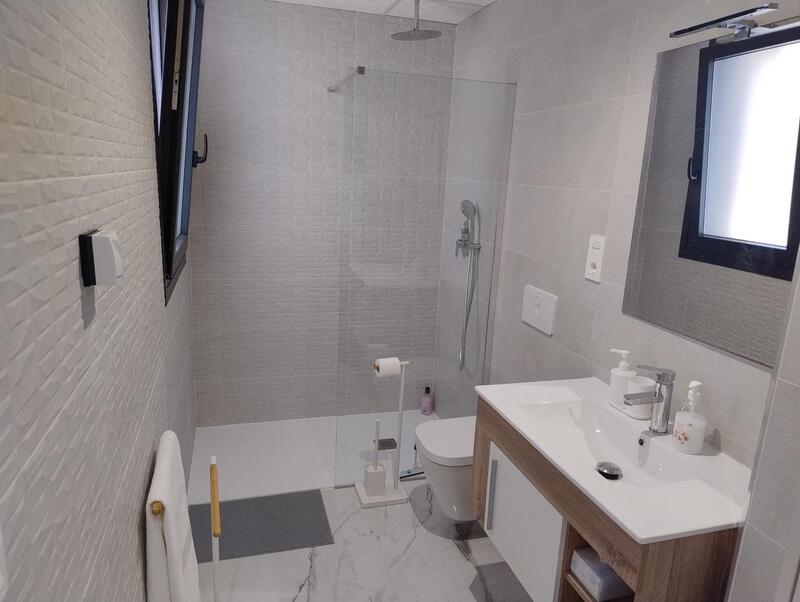 2 slaapkamer Appartement Te koop