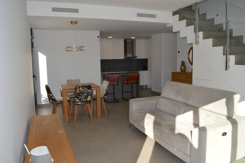 3 Cuarto Dúplex en venta