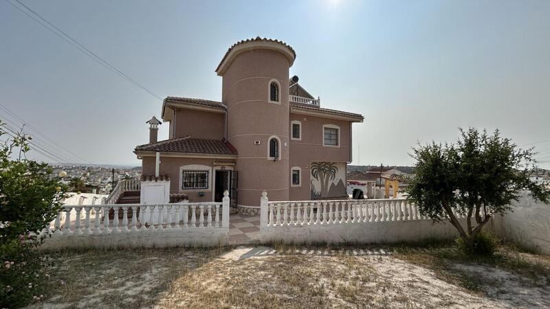 5 slaapkamer Villa Te koop