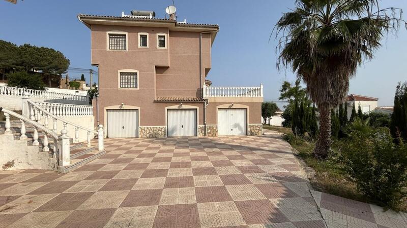 5 slaapkamer Villa Te koop
