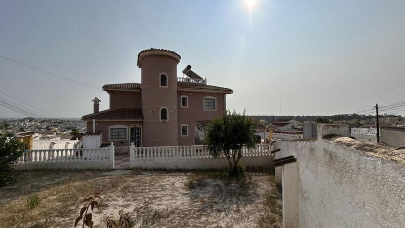 5 slaapkamer Villa Te koop