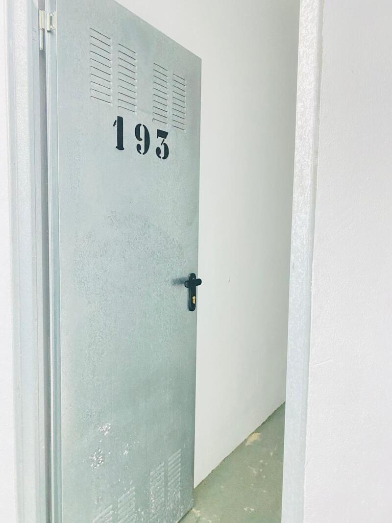 1 slaapkamer Appartement Te koop