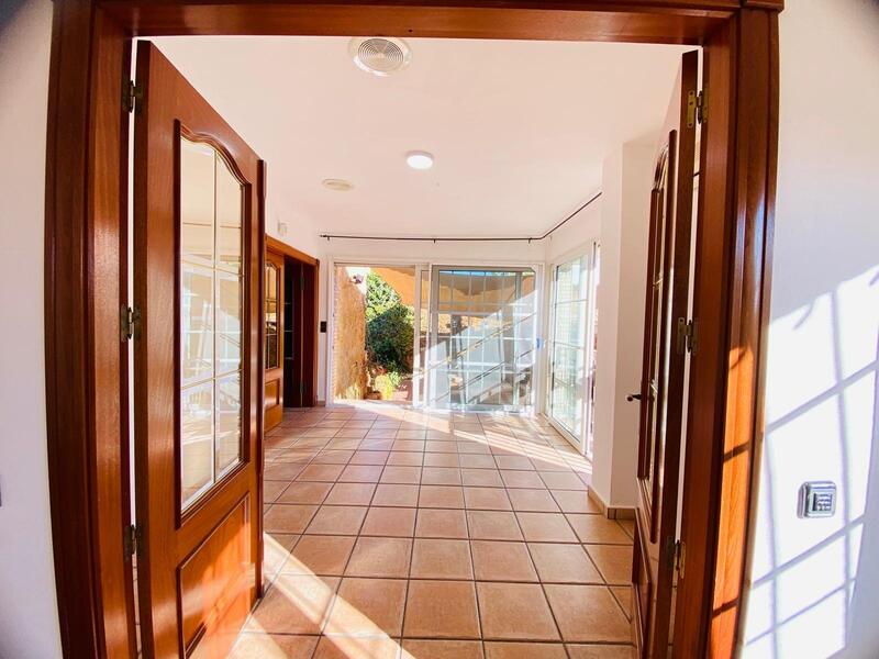 2 Cuarto Villa en venta