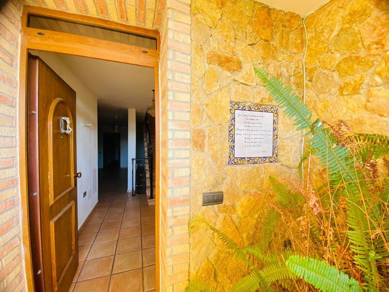 2 Cuarto Villa en venta