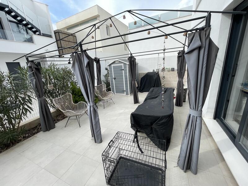 3 bedroom Apartment for sale