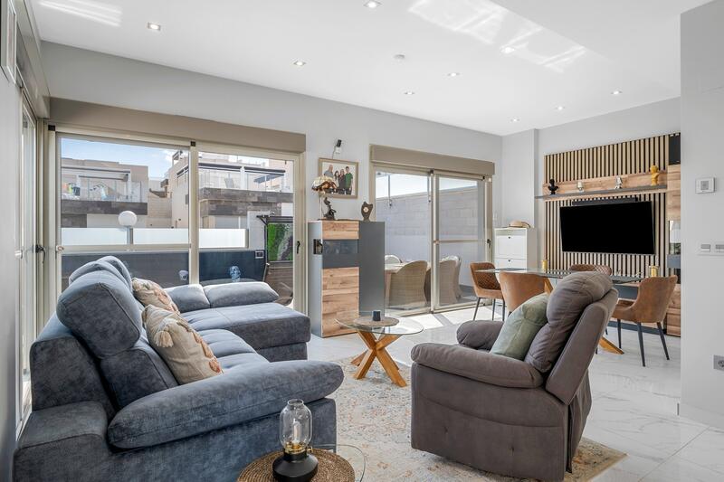 4 slaapkamer Villa Te koop