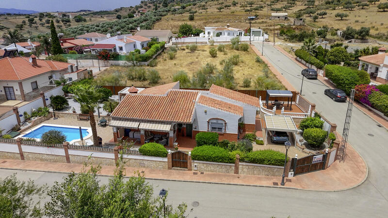 Villa til salgs i Venta Baja, Málaga