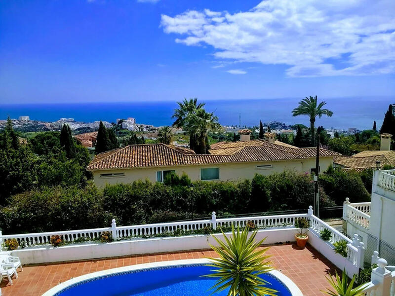 Radhus till salu i Benalmadena, Málaga