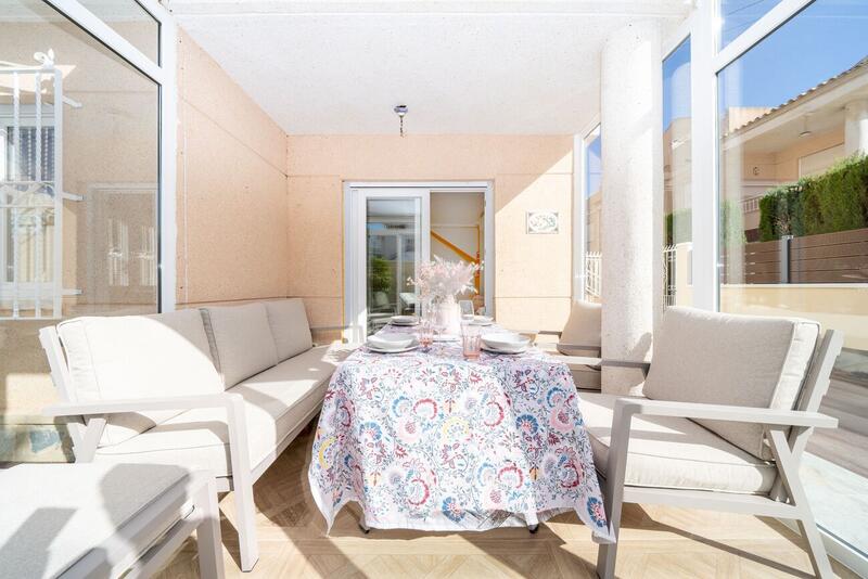 2 Schlafzimmer Duplex zu verkaufen