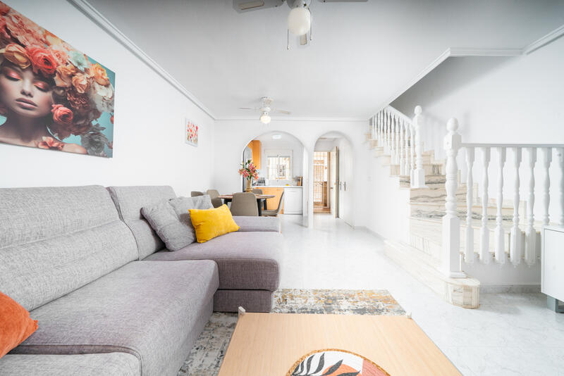 4 Schlafzimmer Stadthaus zu verkaufen