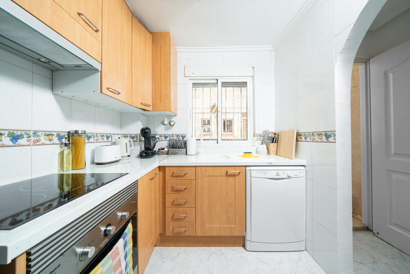 4 Schlafzimmer Stadthaus zu verkaufen