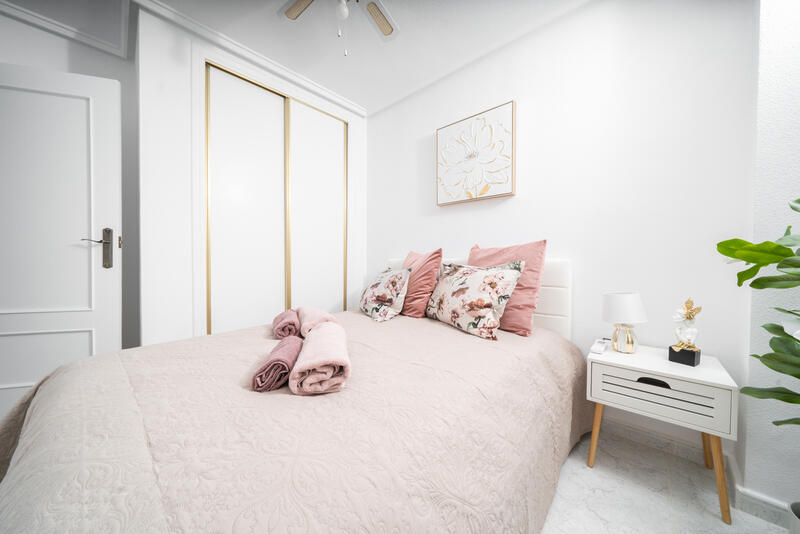 4 Schlafzimmer Stadthaus zu verkaufen