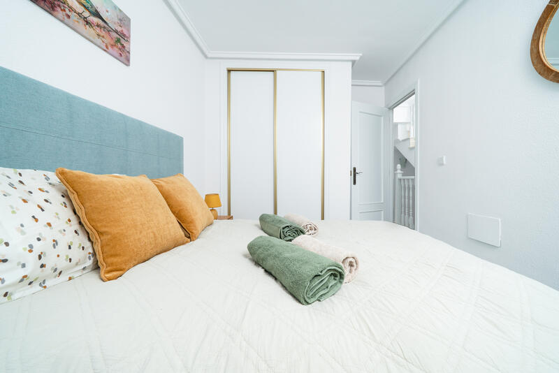 4 Schlafzimmer Stadthaus zu verkaufen