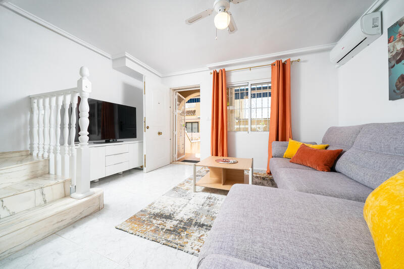4 Schlafzimmer Stadthaus zu verkaufen