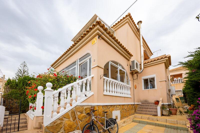 3 slaapkamer Villa Te koop