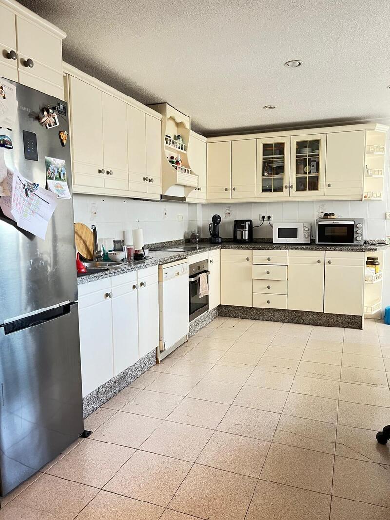 4 Schlafzimmer Appartement zu verkaufen