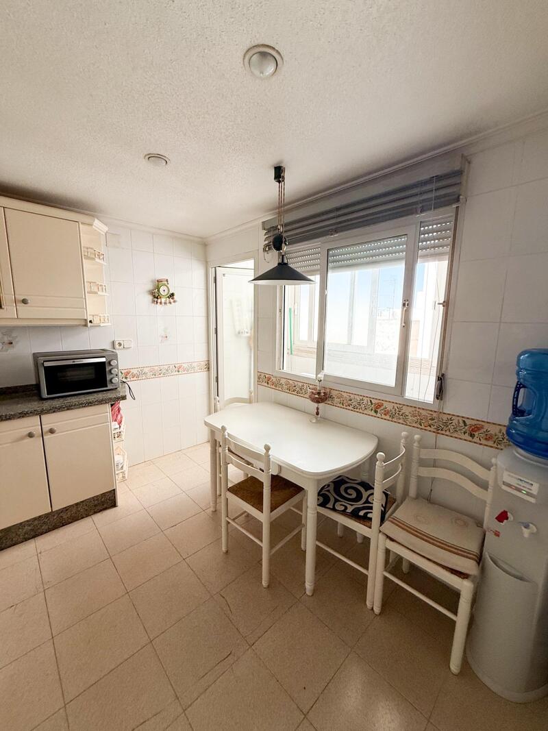 4 Schlafzimmer Appartement zu verkaufen