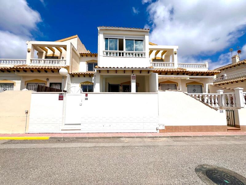 Radhus till salu i Orihuela, Alicante