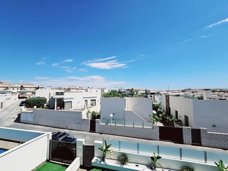 5 bedroom Villa for sale
