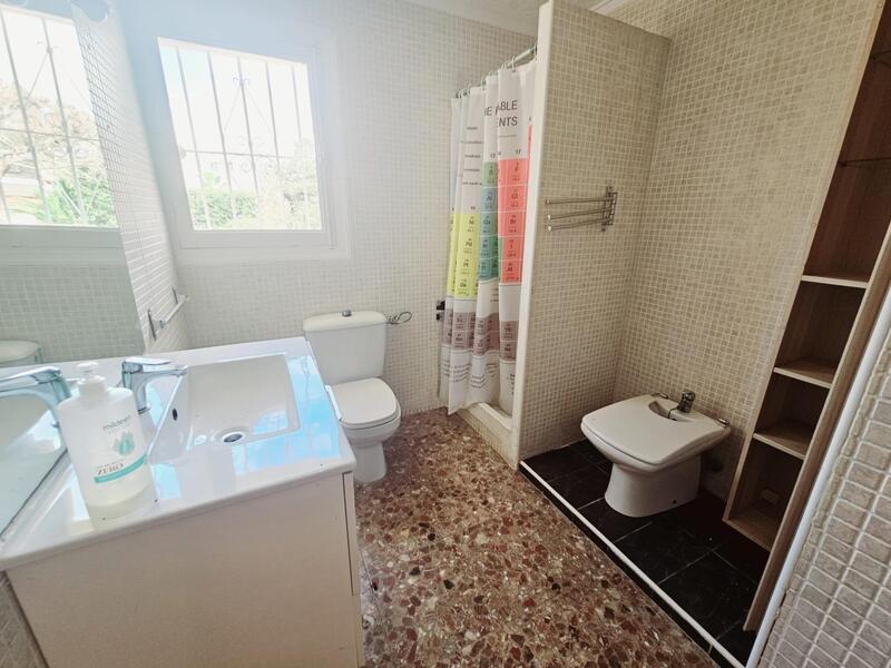 4 Cuarto Villa en venta