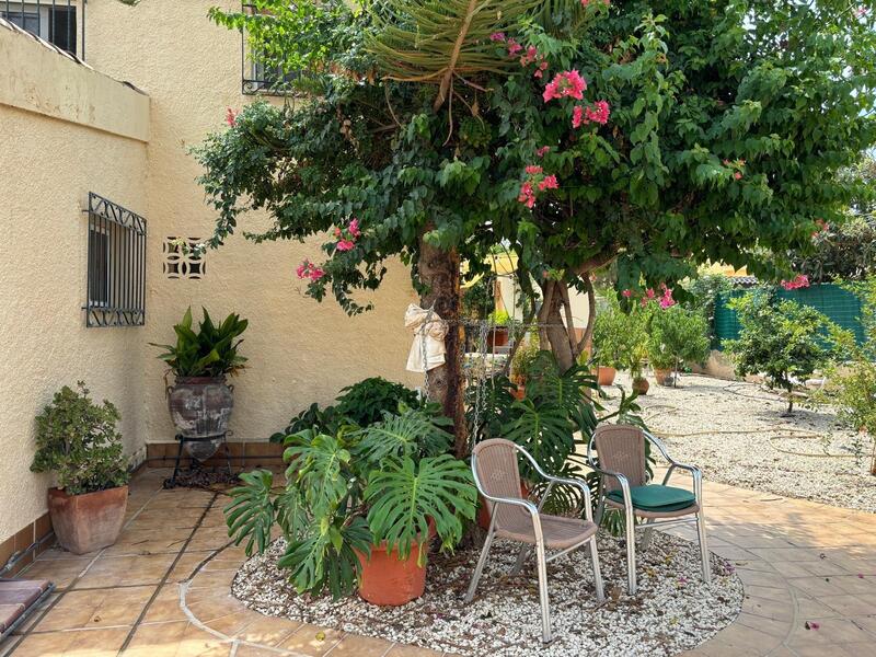 4 Cuarto Villa en venta