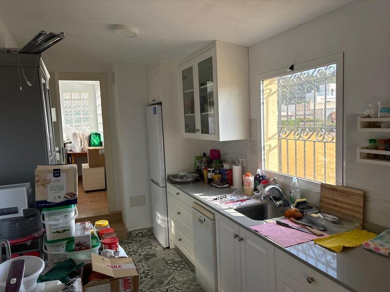 4 Cuarto Villa en venta